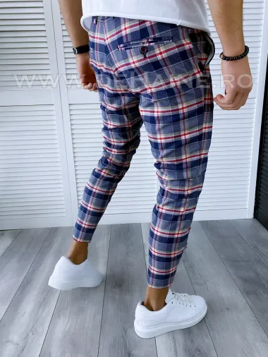 Pantaloni barbati casual regular fit in carouri B1731 42-2.2